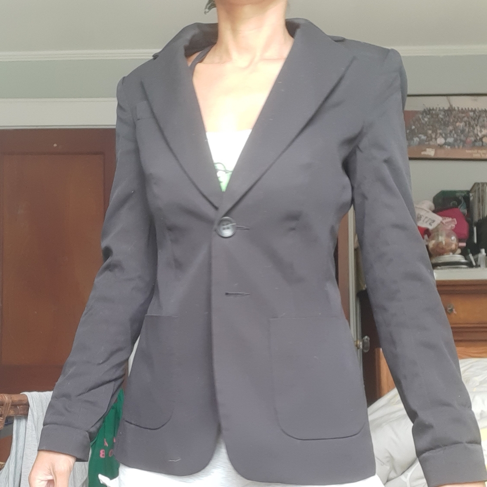 🗽 Vintage Bebe black blazer